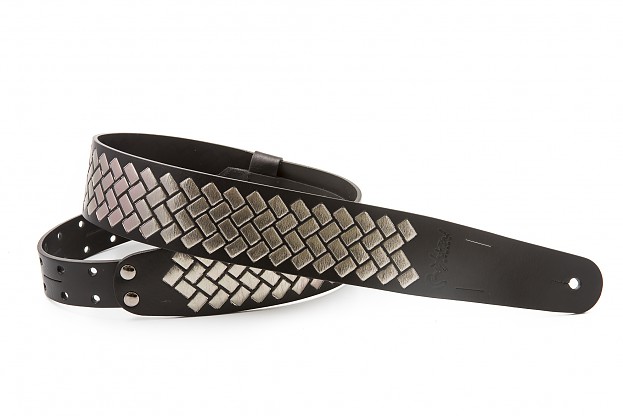 black-leather-wall-metal-rivets-guitar-strap-righton-7